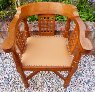 mousemanmonkchair